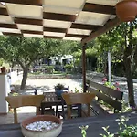 Alexandra Apartament *